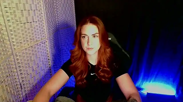 Snapshot of KayleyxEmily chatting on April 11, 2026, 8:02 pm KayleyxEmily online show from April 11, 2026, 8:02 pm