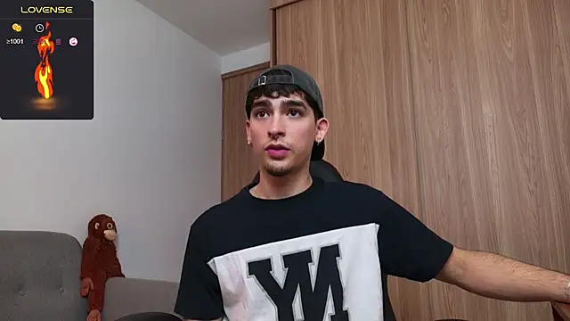 Snapshot of zenn_rush1 chatting on December 17, 2024, 11:17 am zenn rush1 online show from December 17, 2024, 11:17 am