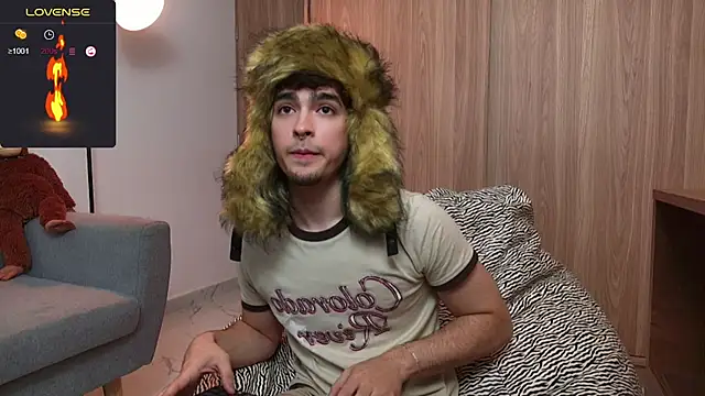 Snapshot of zenn_rush1 chatting on January 3, 2025, 1:03 pm zenn rush1 online show from January 3, 2025, 1:03 pm