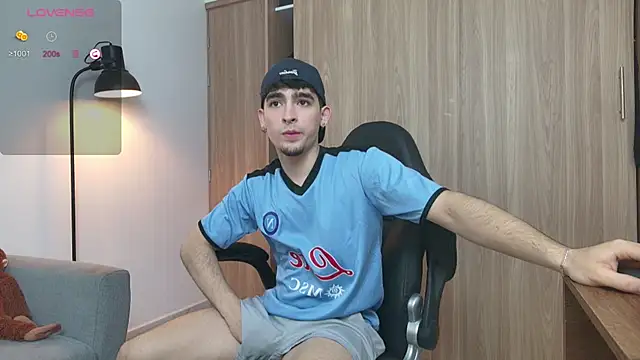 Snapshot of zenn_rush1 chatting on February 12, 2025, 1:27 pm zenn rush1 online show from February 12, 2025, 1:27 pm