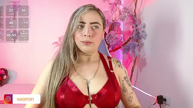 Snapshot of NaomiFox1 chatting on January 9, 2026, 4:37 am NaomiFox1 online show from January 9, 2026, 4:37 am