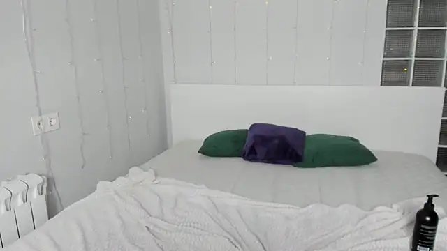 Snapshot of fiery_stella chatting on March 3, 2025, 4:36 am fiery stella online show from March 3, 2025, 4:36 am