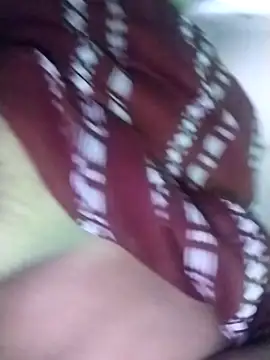 Snapshot of saloni19881 chatting on October 3, 2025, 3:58 am saloni19881 online show from October 3, 2025, 3:58 am