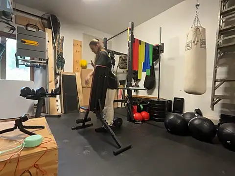 Snapshot of MissSwitch chatting on December 30, 2024, 6:38 pm MissSwitch online show from December 30, 2024, 6:38 pm