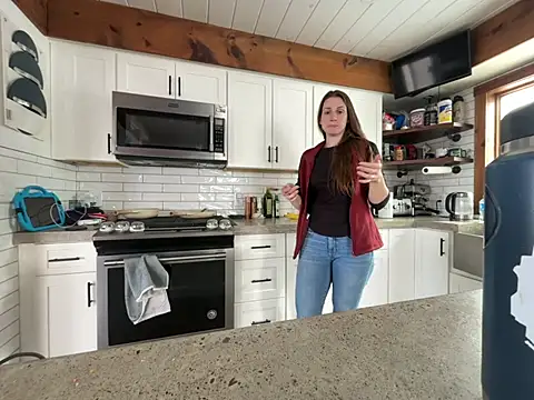 Snapshot of MissSwitch chatting on January 30, 2025, 7:37 pm MissSwitch online show from January 30, 2025, 7:37 pm