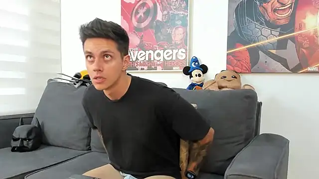 JeanBroc online show from November 3, 2025, 7:59 pm