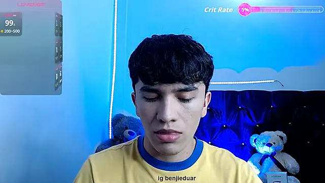 Snapshot of benji_hoter chatting on October 16, 2025, 11:17 pm benji hoter online show from October 16, 2025, 11:17 pm