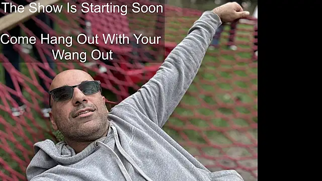 Snapshot of bear_russian_hunk chatting on November 6, 2025, 2:40 pm bear russian hunk online show from November 6, 2025, 2:40 pm