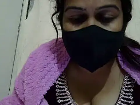 Snapshot of CUET-INDIA chatting on January 20, 2025, 12:18 pm CUET-INDIA online show from January 20, 2025, 12:18 pm