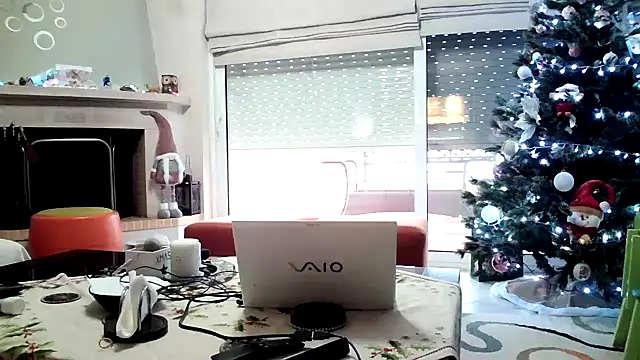 Snapshot of Kalia_Cross chatting on January 12, 2026, 7:24 am Kalia Cross online show from January 12, 2026, 7:24 am