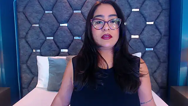 Snapshot of DevonPiers chatting on September 10, 2025, 12:05 pm DevonPiers online show from September 10, 2025, 12:05 pm