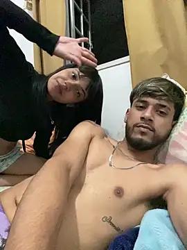 Snapshot of Rouuus12 chatting on February 9, 2026, 2:37 am Rouuus12 online show from February 9, 2026, 2:37 am