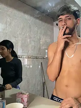 Snapshot of Rouuus12 chatting on February 16, 2026, 3:52 pm Rouuus12 online show from February 16, 2026, 3:52 pm