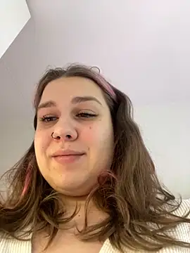 Snapshot of SuzieMurray chatting on October 2, 2025, 10:11 am SuzieMurray online show from October 2, 2025, 10:11 am
