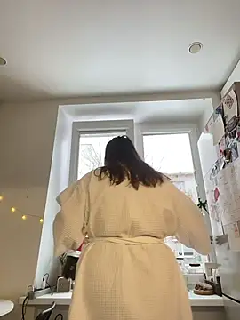 Snapshot of SuzieMurray chatting on February 8, 2026, 8:18 am SuzieMurray online show from February 8, 2026, 8:18 am