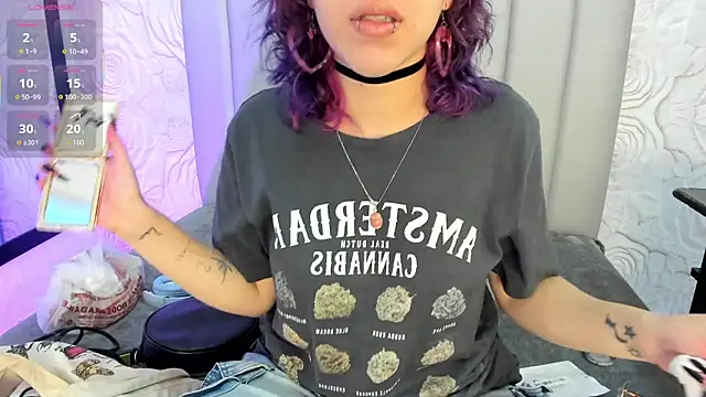 Snapshot of AlexaFoxy18 chatting on March 4, 2026, 7:58 am AlexaFoxy18 online show from March 4, 2026, 7:58 am