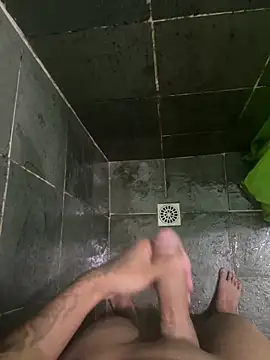 Snapshot of gzn01 chatting on October 16, 2025, 11:17 pm gzn01 online show from October 16, 2025, 11:17 pm