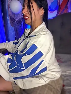 Snapshot of Im_Little chatting on October 21, 2025, 3:40 am Im Little online show from October 21, 2025, 3:40 am