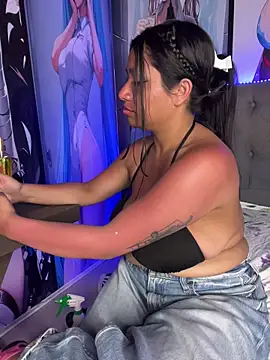 Snapshot of Im_Little chatting on December 3, 2025, 3:25 am Im Little online show from December 3, 2025, 3:25 am