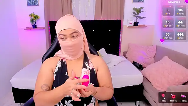 Snapshot of Kendra_Kait chatting on January 6, 2026, 12:09 pm Kendra Kait online show from January 6, 2026, 12:09 pm