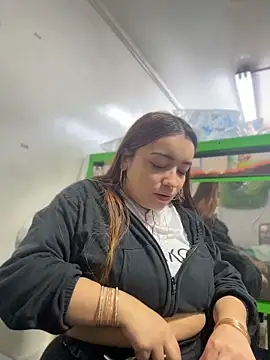 Snapshot of Tatiana_O chatting on April 23, 2026, 1:02 pm Tatiana O online show from April 23, 2026, 1:02 pm