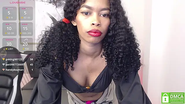Snapshot of Shenna_brunette_ chatting on February 16, 2025, 4:10 pm Shenna brunette online show from February 16, 2025, 4:10 pm