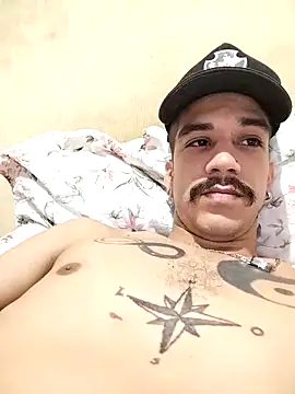 gatobranco001 online show from March 15, 2025, 2:56 am
