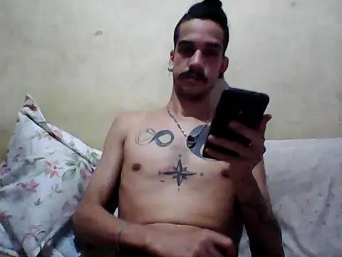 gatobranco001 online show from March 19, 2025, 9:06 am