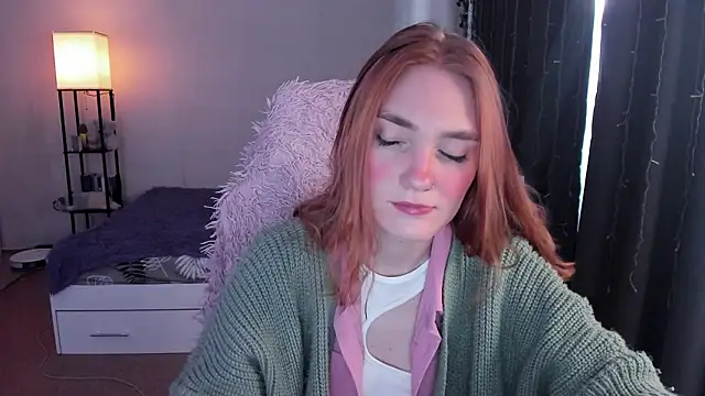 ReddHotPipper online show from February 13, 2026, 3:35 am