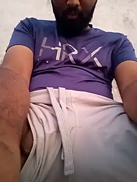 nick05inch online show from November 10, 2025, 12:26 pm