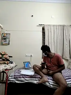 nick05inch online show from December 15, 2025, 12:53 pm