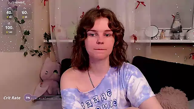 Snapshot of Moona_xx chatting on February 28, 2026, 11:06 pm Moona xx online show from February 28, 2026, 11:06 pm