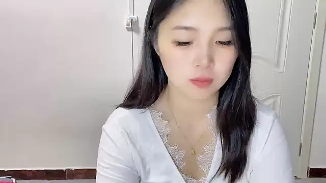 Snapshot of SU__SU chatting on November 8, 2025, 5:51 am SU SU online show from November 8, 2025, 5:51 am