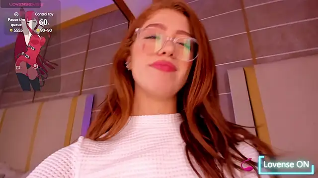 Snapshot of AbigailCarter chatting on February 2, 2025, 1:45 am AbigailCarter online show from February 2, 2025, 1:45 am