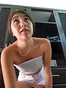 Matilda russoo online show from March 2, 2025, 1:27 pm