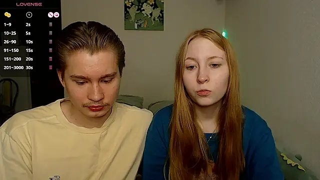 Snapshot of AliceStoneJhonyStone chatting on March 13, 2025, 11:27 pm AliceStoneJhonyStone online show from March 13, 2025, 11:27 pm