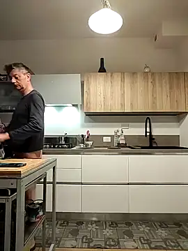 Snapshot of Coolandgang chatting on December 14, 2024, 6:24 am Coolandgang online show from December 14, 2024, 6:24 am