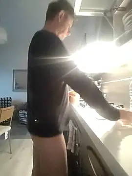 Snapshot of Coolandgang chatting on January 17, 2026, 6:18 am Coolandgang online show from January 17, 2026, 6:18 am