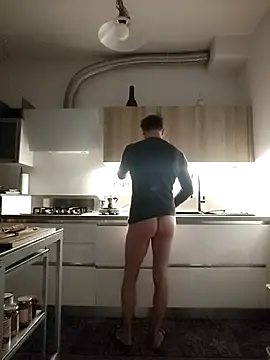 Snapshot of Coolandgang chatting on February 4, 2026, 4:29 am Coolandgang online show from February 4, 2026, 4:29 am