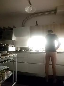 Snapshot of Coolandgang chatting on February 19, 2026, 5:25 am Coolandgang online show from February 19, 2026, 5:25 am