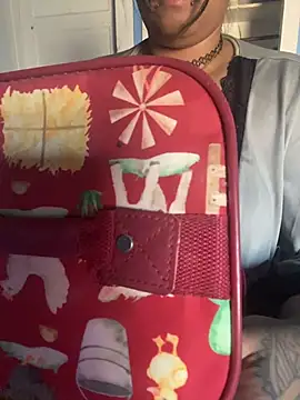 Snapshot of y0urlilgf chatting on January 6, 2026, 7:06 pm y0urlilgf online show from January 6, 2026, 7:06 pm