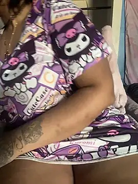 y0urlilgf online show from January 7, 2026, 7:16 pm