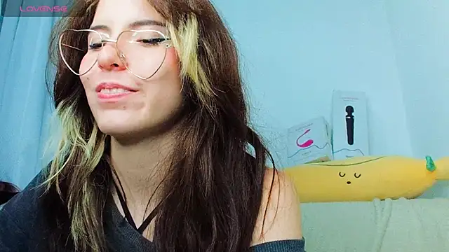 cherrybom969 online show from January 24, 2025, 6:35 am