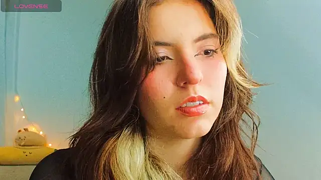 cherrybom969 online show from February 28, 2025, 3:59 am