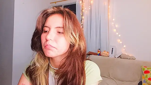 cherrybom969 online show from March 22, 2025, 7:57 am