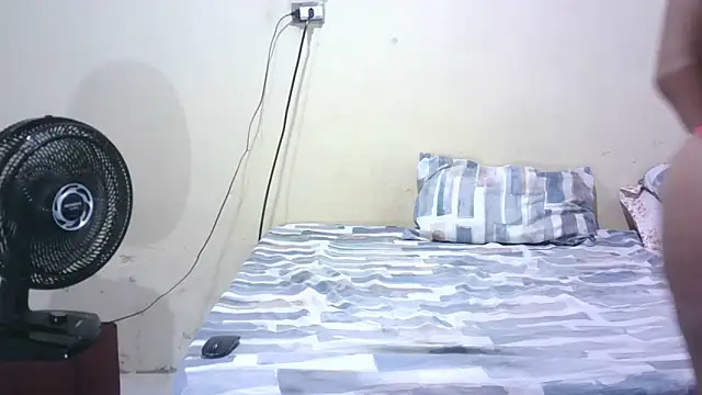 Snapshot of pornstarbrezillian chatting on October 4, 2025, 12:03 pm pornstarbrezillian online show from October 4, 2025, 12:03 pm