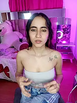 Snapshot of Mia_Fischer chatting on March 22, 2025, 1:43 am Mia Fischer online show from March 22, 2025, 1:43 am