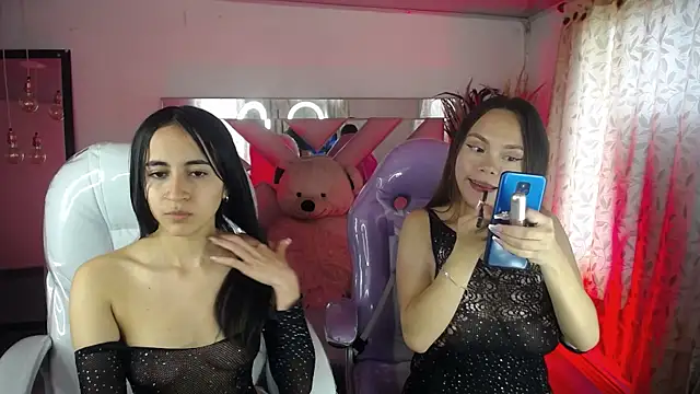 Snapshot of Mia_Fischer chatting on October 14, 2025, 7:25 pm Mia Fischer online show from October 14, 2025, 7:25 pm