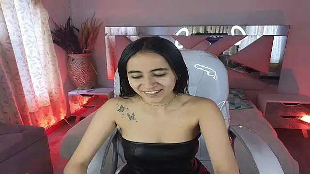 Snapshot of Mia_Fischer chatting on December 14, 2025, 4:56 pm Mia Fischer online show from December 14, 2025, 4:56 pm