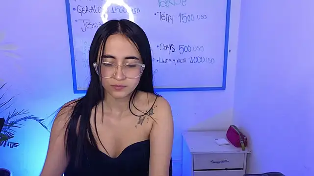Snapshot of Mia_Fischer chatting on April 25, 2026, 9:34 pm Mia Fischer online show from April 25, 2026, 9:34 pm